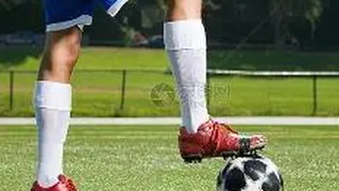 英超赛季风云再起：阿森纳领跑，曼城紧随其后，利物浦争冠路上稳扎稳打，曼联力争前五巅峰对决！