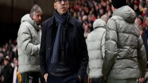 《利物浦官方表态：全力挽留萨拉赫，斯洛特未来亦备受期待》